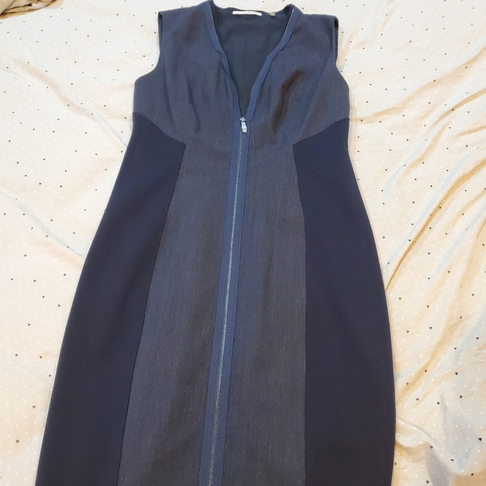 - NWOT T Tahari Zipper Dress